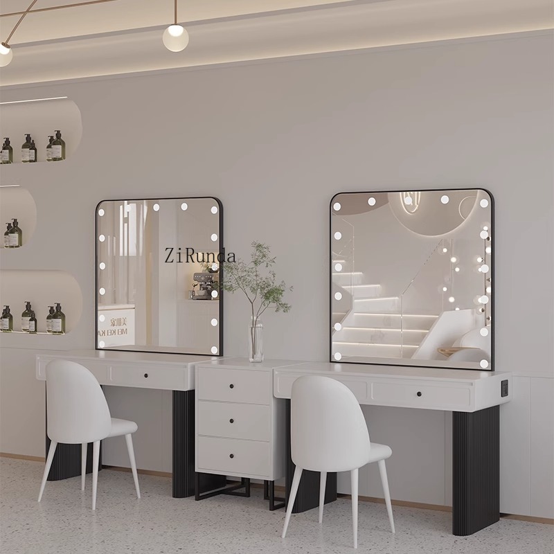 Profesjonalny toaletnik premiu – Photo Beauty Makeup recenzja i cena