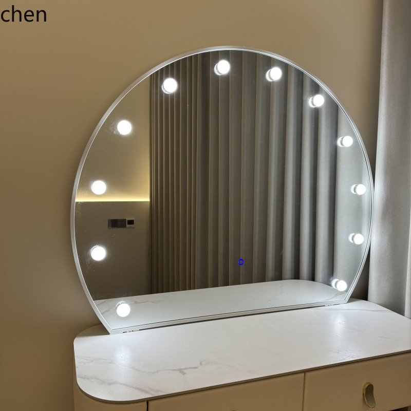 LXC Studio Fotograficzne Lustr – Photo Beauty Makeup recenzja i cena