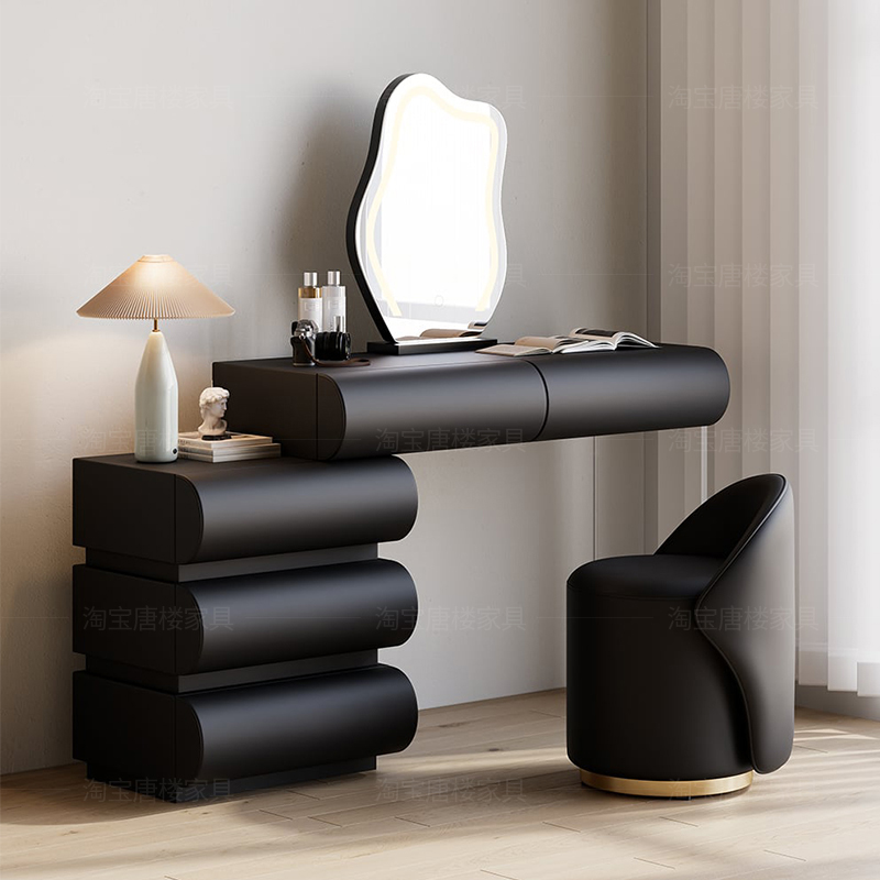 Nowoczesna drewniana toaletka  – Makeup Beauty Lounge recenzja i cena
